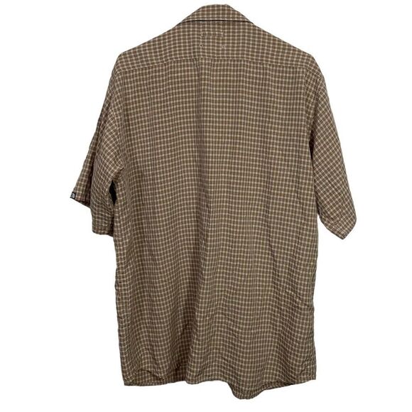 The North Face Plaid Short Sleeve Outdoor Shirt - Picture 2 of 3